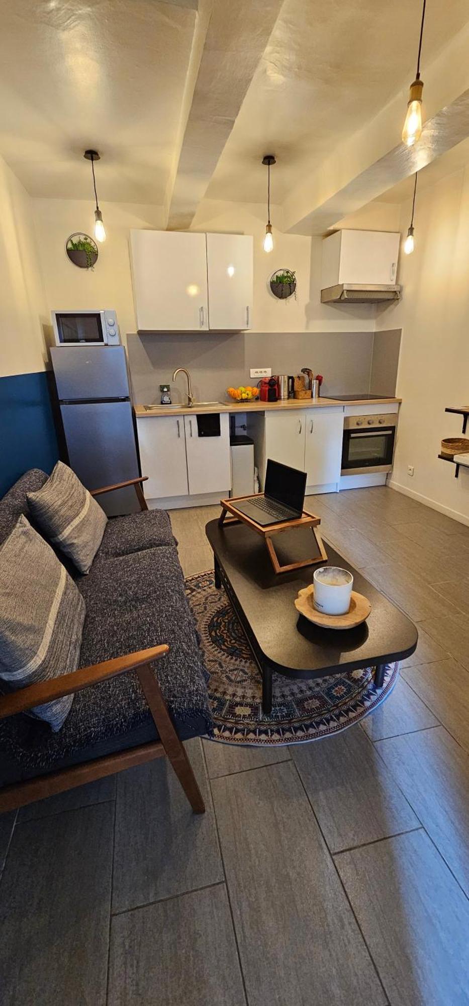 T2 Chambre Miroir Jardin Et Parking Prive Marseilles Exterior foto